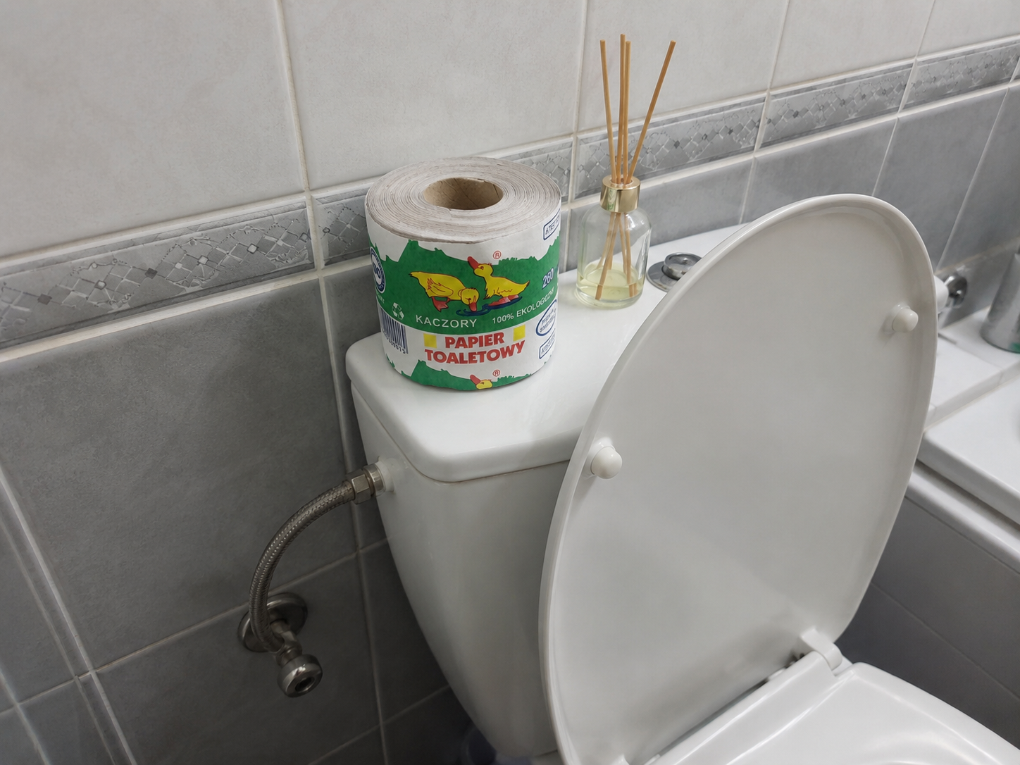 papier na toalecie.png